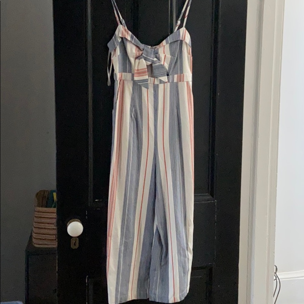 NWOT Forever 21 Jumpsuit, Sz. S